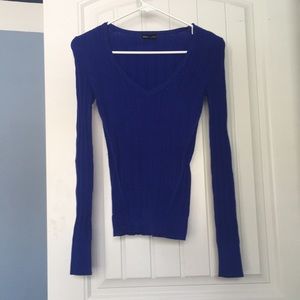 Blue long sleeve t-shirt